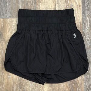 EUC/LIKE NEW FP Movement The Way Home Shorts